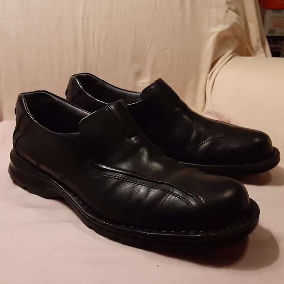 Clarks Cotrell Step Slip-ons - Picture 2 of 12